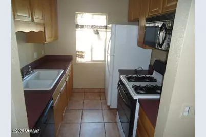820 S Langley Avenue # 204, Tucson, AZ 85710 - Photo 5