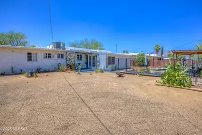 809 S Loyola Avenue, Tucson, AZ 85710 - Photo 31
