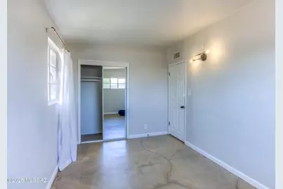 809 S Loyola Avenue, Tucson, AZ 85710 - Photo 23