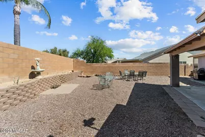8902 N Soft Winds Drive, Tucson, AZ 85742 - Photo 21