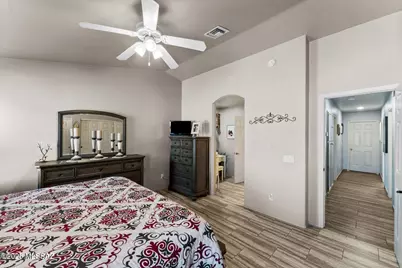 8902 N Soft Winds Drive, Tucson, AZ 85742 - Photo 17