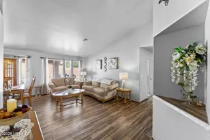 8902 N Soft Winds Dr, Tucson, AZ 85742 - Photo 7