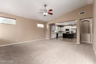 965 W Cork Oak Pl, Tucson, AZ 85755 - Photo 13