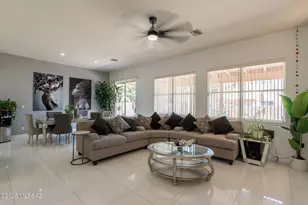 108 N Desert Stream Dr, Tucson, AZ 85745 - Photo 9