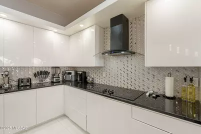 108 N Desert Stream Drive, Tucson, AZ 85745 - Photo 19