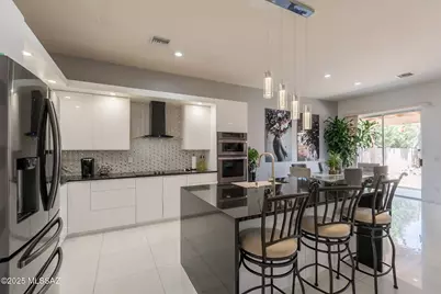 108 N Desert Stream Drive, Tucson, AZ 85745 - Photo 15