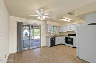 1050 S La Higuera, Green Valley, AZ 85614 - Photo 9