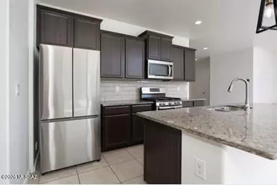 10713 W Hayward Drive, Marana, AZ 85653 - Photo 17