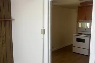 4001 E Blacklidge Dr, Tucson, AZ 85712 - Photo 9