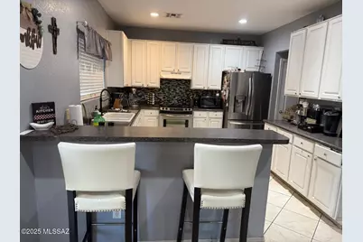 7350 S Nevil Drive, Tucson, AZ 85746 - Photo 9