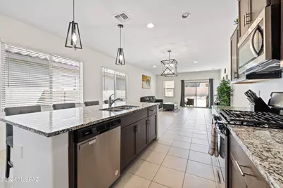 6997 W Hedge Rose Drive, Tucson, AZ 85757 - Photo 7