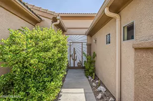 2283 W Calle Guatamote, Green Valley, AZ 85622 - Photo 3