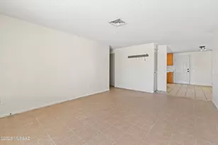 4520 W Lynn Cir, Tucson, AZ 85741 - Photo 7