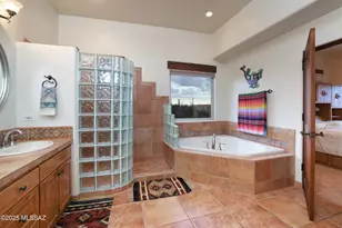 1594 N Desert Trumpet Ct, Tucson, AZ 85745 - Photo 27