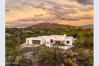 11646 E Saguaro Crest Place, Tucson, AZ 85747 - Photo 1