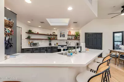 11646 E Saguaro Crest Place, Tucson, AZ 85747 - Photo 13