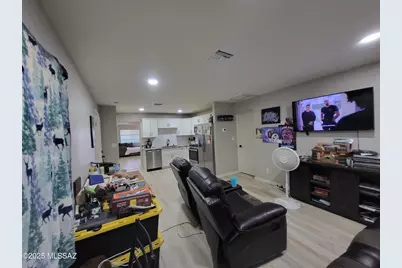 1827 E 13th Street, Tucson, AZ 85719 - Photo 5