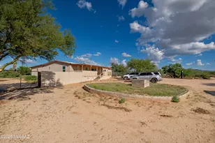 11265 S Annemarie Dr, Tucson, AZ 85736 - Photo 11