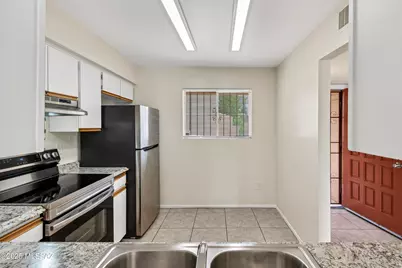 1341 E Fort Lowell Road # 52B, Tucson, AZ 85719 - Photo 3