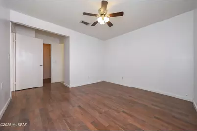 808 S Langley Avenue #UNIT 201, Tucson, AZ 85710 - Photo 15