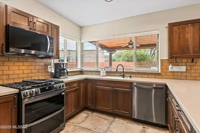 2241 N Colter Drive, Tucson, AZ 85715 - Photo 9