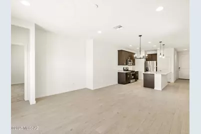 9865 N Solstice Avenue, Tucson, AZ 85743 - Photo 11
