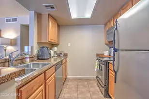 101 S Players Club Dr, Tucson, AZ 85745 - Photo 13