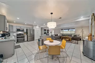 2201 E La Madera Dr, Tucson, AZ 85719 - Photo 7