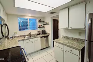 3478 N Richland Dr, Tucson, AZ 85719 - Photo 11