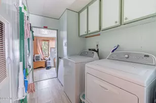 240 W Cumaro Dr, Green Valley, AZ 85614 - Photo 33