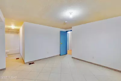 6911 W Tumbling T, Tucson, AZ 85757 - Photo 23