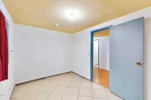 6911 W Tumbling T, Tucson, AZ 85757 - Photo 13