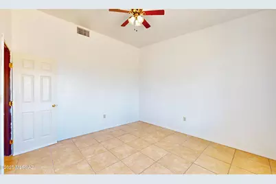 886 Oaxaca Court, Rio Rico, AZ 85648 - Photo 11