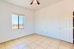 886 Oaxaca Ct, Rio Rico, AZ 85648 - Photo 9