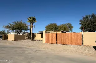 13454 N Adonis Rd, Marana, AZ 85658 - Photo 3