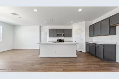 9801 N Heavenly Bamboo Drive, Marana, AZ 85653 - Photo 5