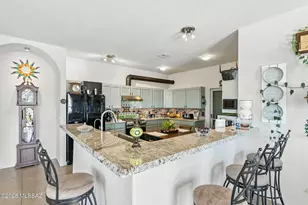 901 Via Puebla, Rio Rico, AZ 85648 - Photo 17