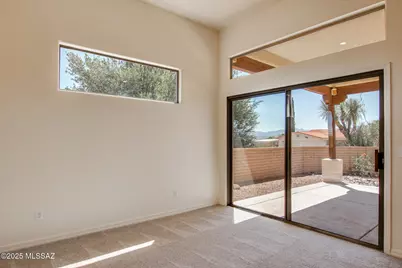 656 W Rio Moctezuma, Green Valley, AZ 85614 - Photo 11