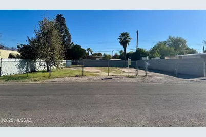 4716 Camino Feliz #59, Tucson, AZ 85705 - Photo 1