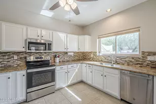 14973 S Theodore Roosevelt Way, Sahuarita, AZ 85629 - Photo 11