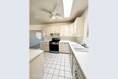 2921 E Florence Drive, Tucson, AZ 85716 - Photo 11