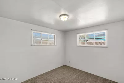 2135 N Columbus Boulevard, Tucson, AZ 85712 - Photo 29