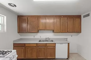 2135 N Columbus Blvd, Tucson, AZ 85712 - Photo 15