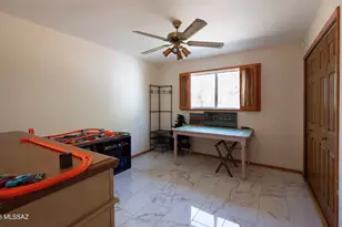 7327 N Iron Bell Pl, Tucson, AZ 85741 - Photo 11