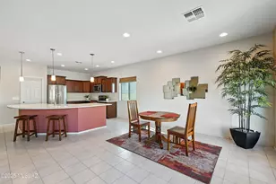 33701 S Presidio Pl, Red Rock, AZ 85145 - Photo 9