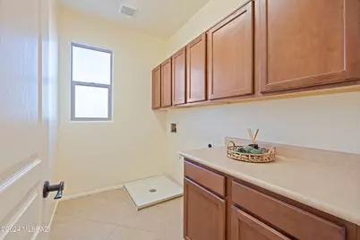 10329 E Jarod James Place, Tucson, AZ 85747 - Photo 35