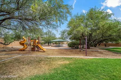 93 E Calle Vivaz, Green Valley, AZ 85614 - Photo 25