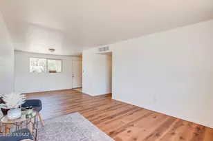 2018 S Cloverland Ave, Tucson, AZ 85711 - Photo 7