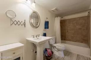 8267 N Oracle Rd, Oro Valley, AZ 85704 - Photo 29