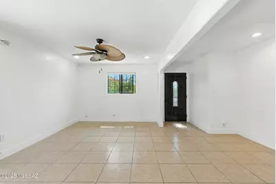 493 W Walnut Street, Nogales, AZ 85621 - Photo 9